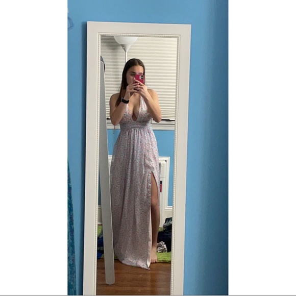 Revolve Dress (Lovers and Friends) - Picture 4 of 6